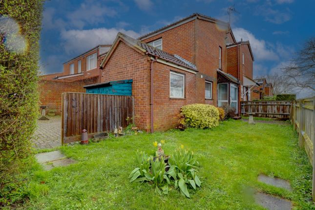 Detached house for sale in Shrimpton Road, High Wycombe