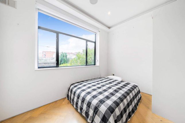 Flat for sale in Sumatra Road, London