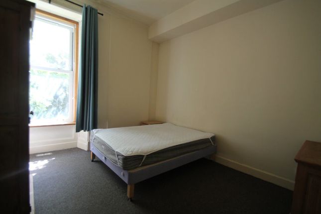 Flat to rent in Garland Place, Dundee