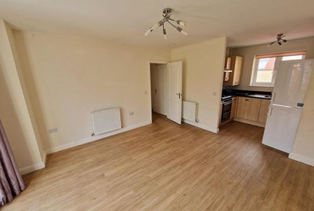 2, Morgan Drive, Aylesbury photo 3