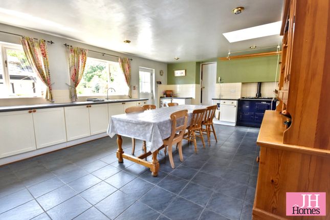 51, Lightburn Road, Ulverston photo 3