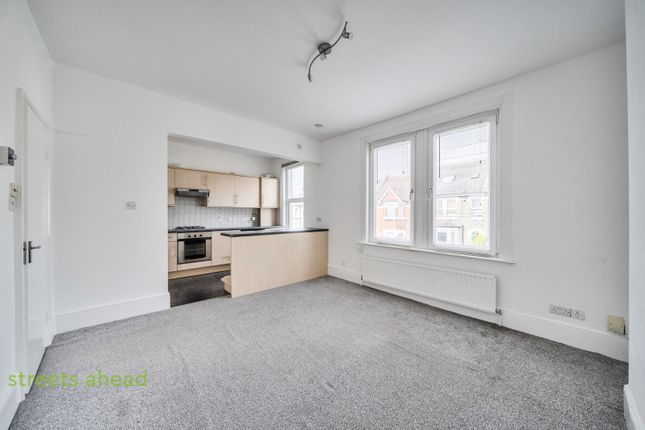Flat 3, 13, Farquharson Road, Croydon photo 3
