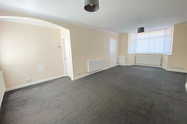 220, Dyas Avenue, Birmingham photo 3