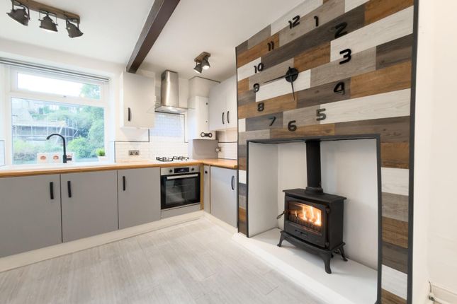 22, Scotgate Road, Honley, Holmfirth, Scotgate Road, Honley, Holmfirth, Holmfirth photo 2