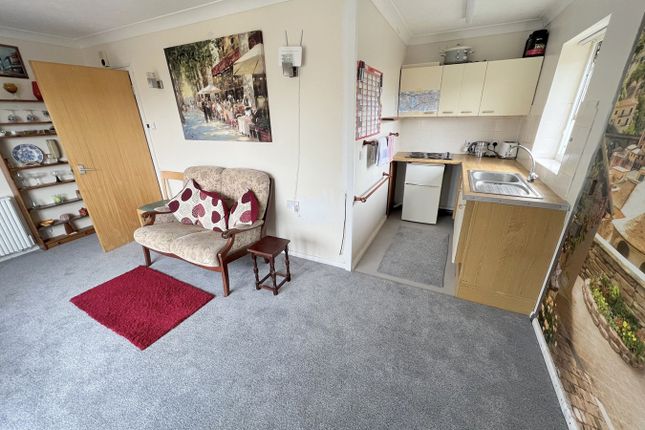 Flat for sale in Sunnyhill Road, Poole