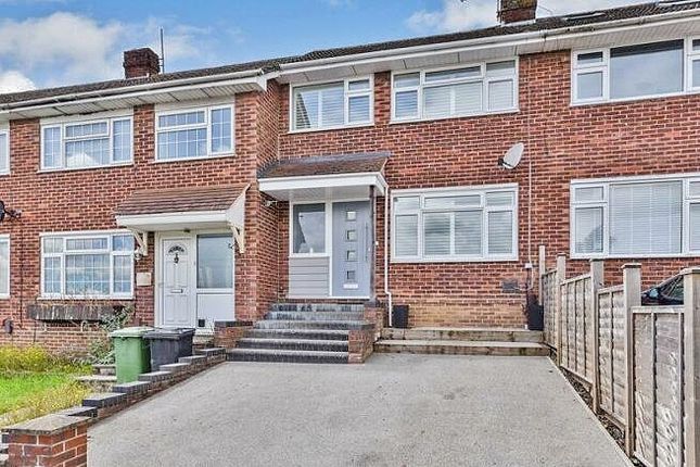 Thumbnail Terraced house for sale in Hazleton Way, Cowplain, Waterlooville