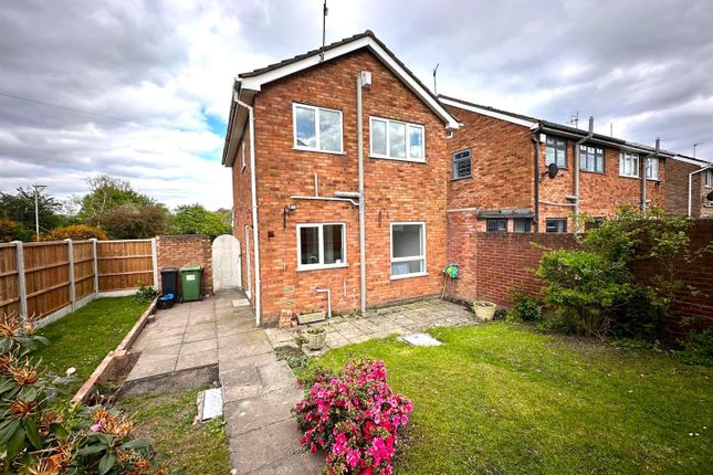 Detached house to rent in Sheriff Drive, Brierley Hill