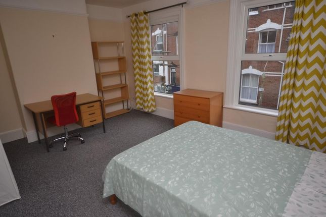 Thumbnail Terraced house to rent in Room 4, Springfield Road