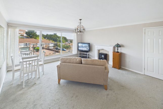 3, Silver Bridge Close, Paignton photo 3