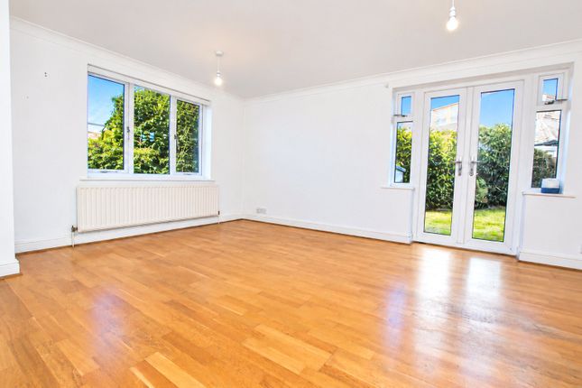 Flat 1, Boundary House, 1, Kings Road, Guildford photo 3