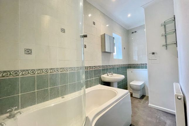 Terraced house to rent in Boundary Road, Colliers Wood, London