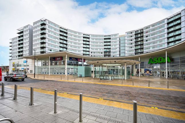 Prince Regent Road, Hounslow photo 4