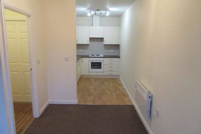 16 Ainsworth Court, Stanley Road, Manchester photo 3