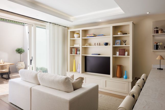 231 Residences , Bicknell Way, London photo 4
