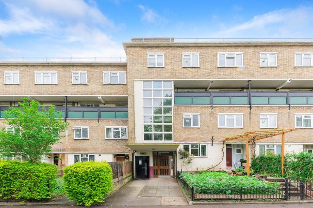 3-bed flat on 35, Glen Albyn Road, London, £300,000