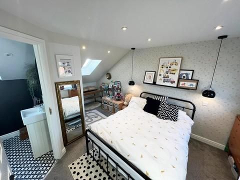 Terraced house to rent in Newton Street, Olney