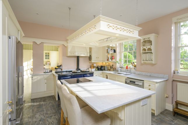 Chilton Foliat, Berkshire photo 5