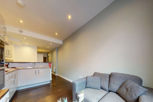 Apt 12, Park Square Residence, 21 Park Square South Park Square South, Leeds photo 4