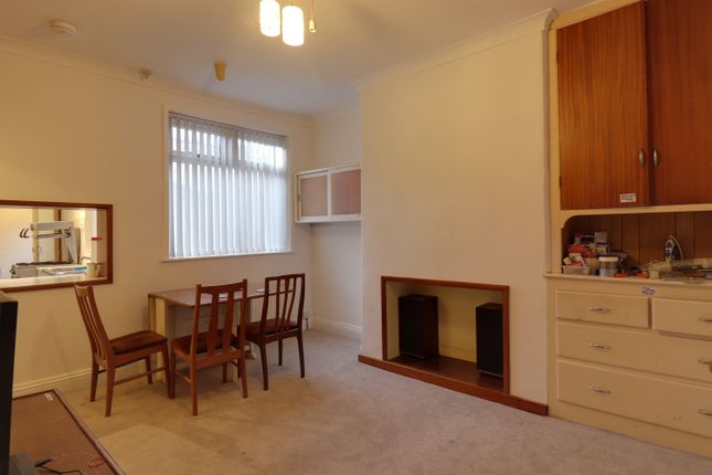 7, Strines Street, Todmorden photo 5