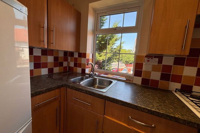 5 Eclipse House, 128, London Road, Redhill photo 2