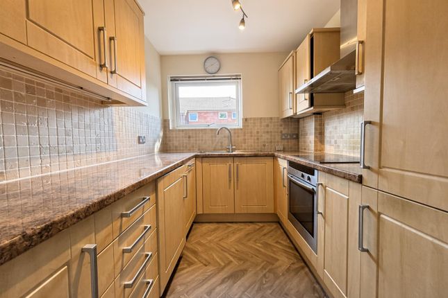 27, Greenhall Mews, Cheshire photo 3
