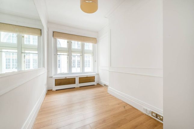 Thumbnail Flat to rent in Old Court Place, Kensington, London