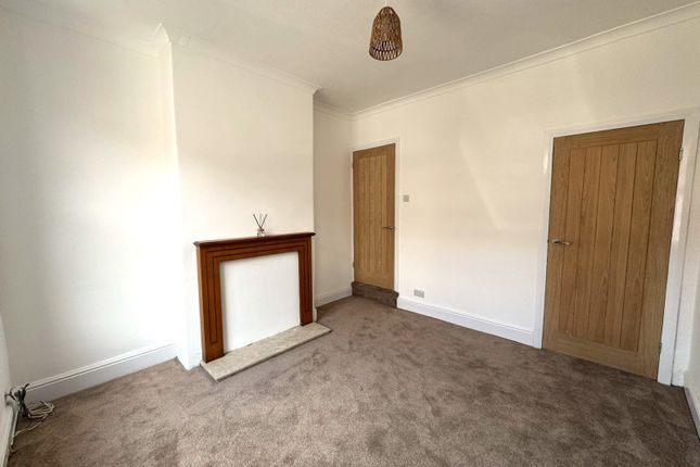 26 Gordon Street, Wakefield photo 2