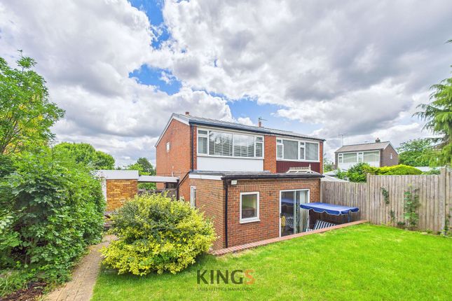 3-bed semi-detached on 14 Thrush Avenue, Hatfield, £450,000