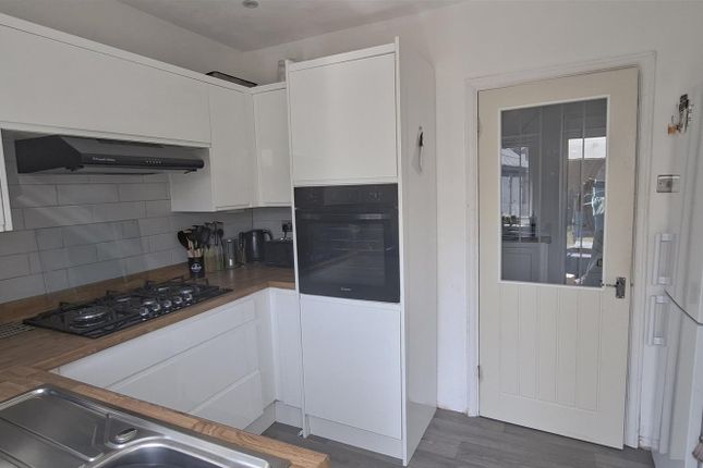 41, Caerwent Road, Ely, Cardiff photo 5
