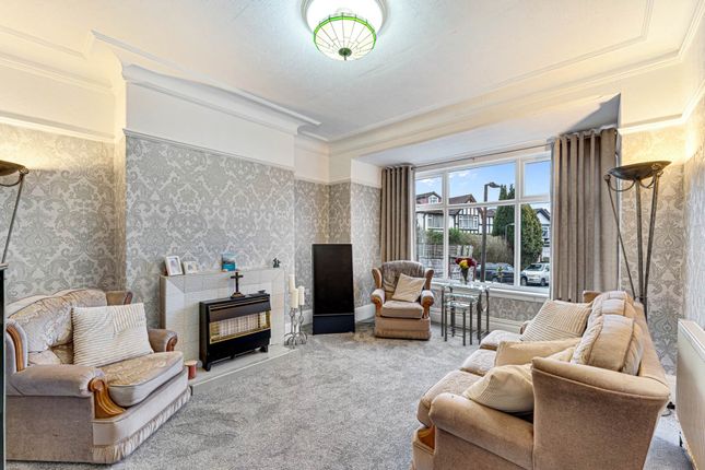 13, Queens Drive, Manchester photo 4