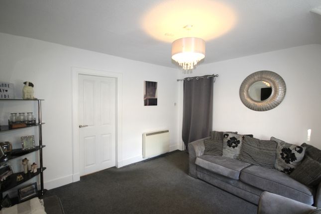 Upper Flat, The Avenue, Maud photo 3