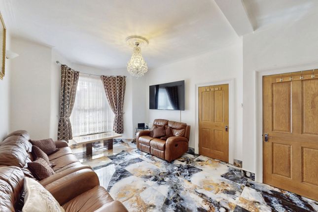 15, Hatherley Road, London photo 3