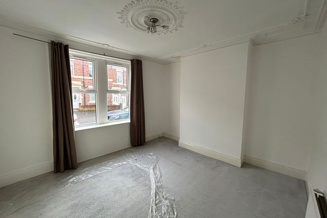 Flat for sale in Raby Street, Gateshead