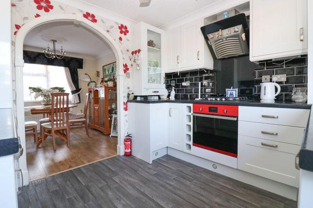 Mobile/park home for sale in Shamblehurst Lane South, Hedge End