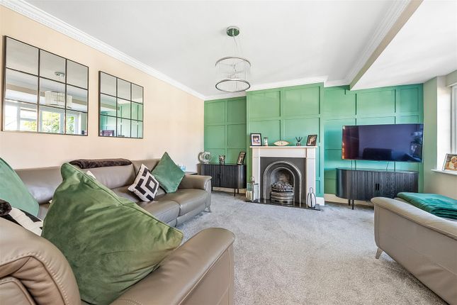 1, The Close, Pampisford Road, Purley photo 2