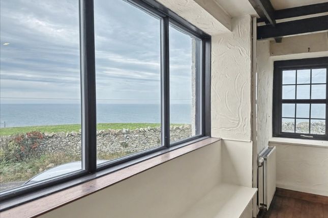 1, Catch-a-Penny Cottages, Burnmouth photo 3