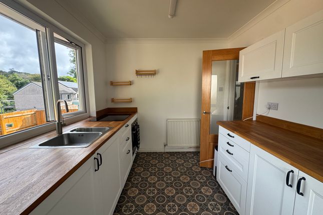 2, Barton Close, Heamoor photo 5