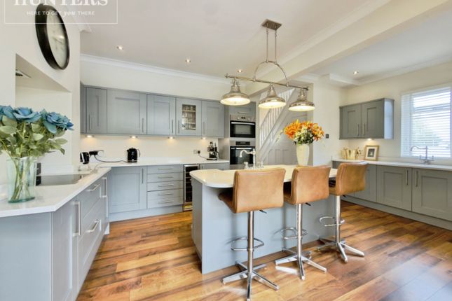 4, Claycliffe Road, Barnsley photo 2