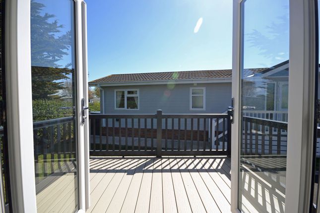14 Pebble Beach Park, Warners Lane, Chichester photo 4