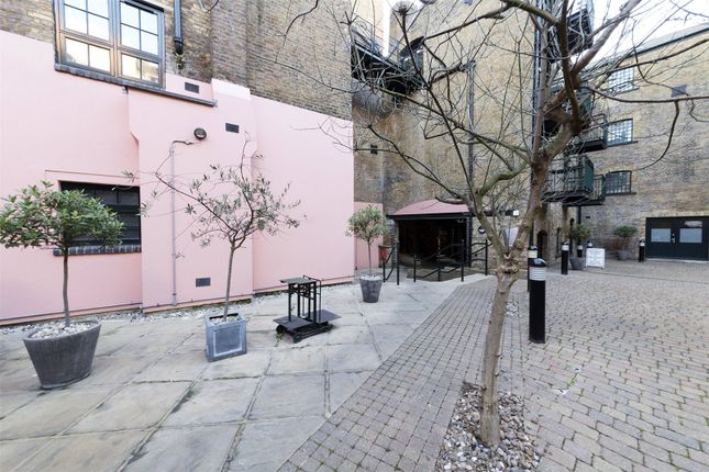 Flat to rent in Butlers &amp; Colonial Wharf, Shad Thames, London