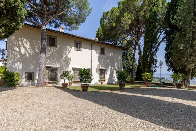 Villa for sale in Florence, Tuscany, Italy, Italy