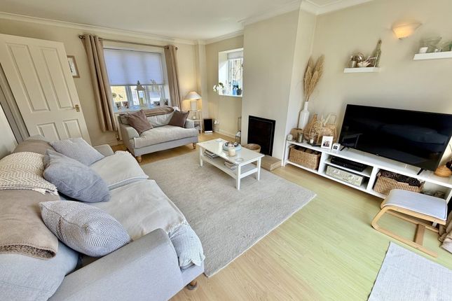 2, Forts Orchard, Yeovil photo 3