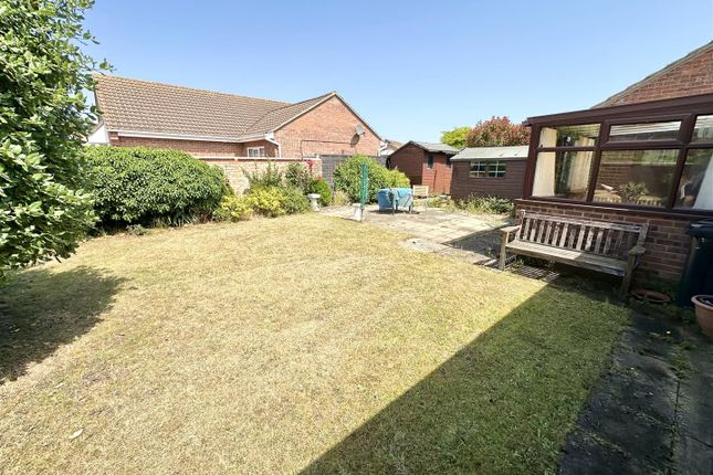 20, Saxmundham Way, Clacton-On-Sea photo 2