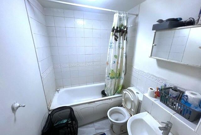 Flat 1 Seamarks Court, Kingsway, Luton photo 5