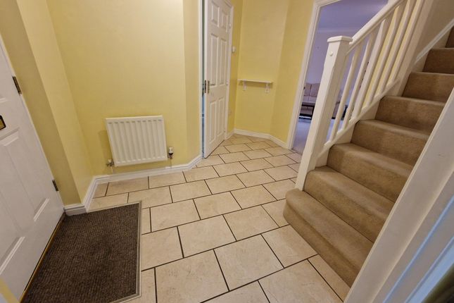 Property to rent in Percivale Road, Yeovil