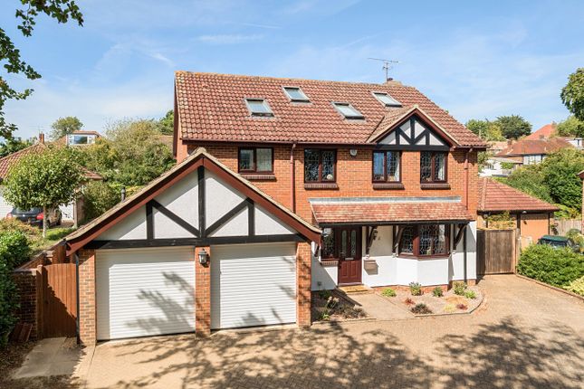 5, Cherry Tree Close, West Sussex photo 2