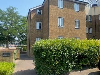 Thumbnail Property to rent in Kings Court, Priory Place, Priory Place, Dartford