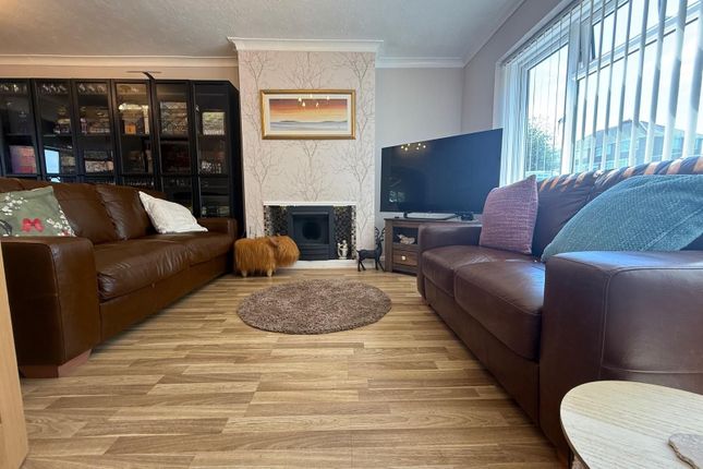 91, Brownswall Road, Dudley photo 4