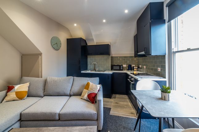 Canning Place B311-002