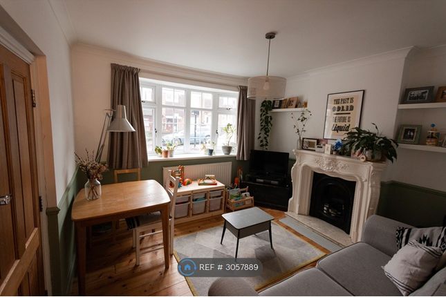 Manor Road, London photo 2